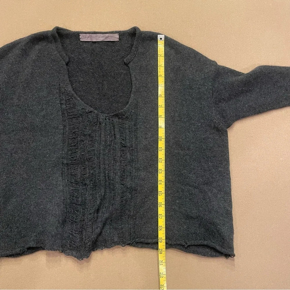 Raquel Allegra 100% Cashmere Distressed Cropped Sweater Size 1/Medium - Picture 9 of 10